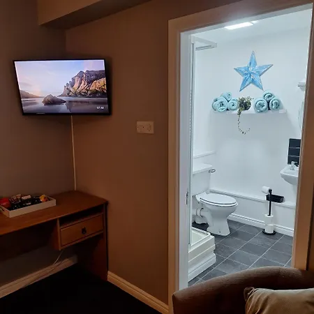 Luxurious Double En-suite Town Centre 住宿加早餐酒店 3*