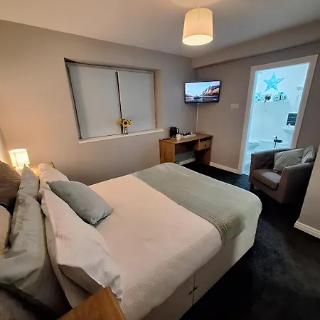 Luxurious Double En-suite Town Centre فندق مبيت وإفطار 3*