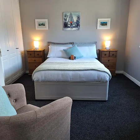 فندق مبيت وإفطار Luxurious Double En-suite Town Centre