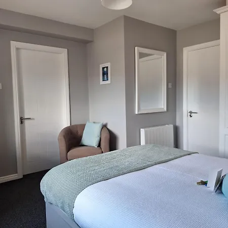 Luxurious Double En-suite Town Centre فندق مبيت وإفطار ترالي