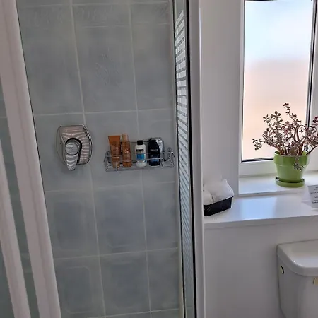 فندق مبيت وإفطار Luxurious Double En-suite Town Centre ترالي
