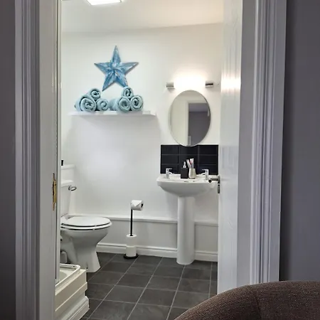 Luxurious Double En-suite Town Centre 3* ترالي
