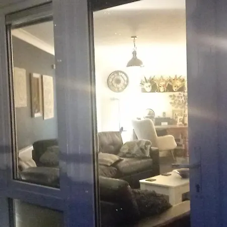 فندق مبيت وإفطار Luxurious Double En-suite Town Centre ترالي